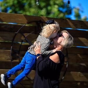 Meet your Posher, Sandy